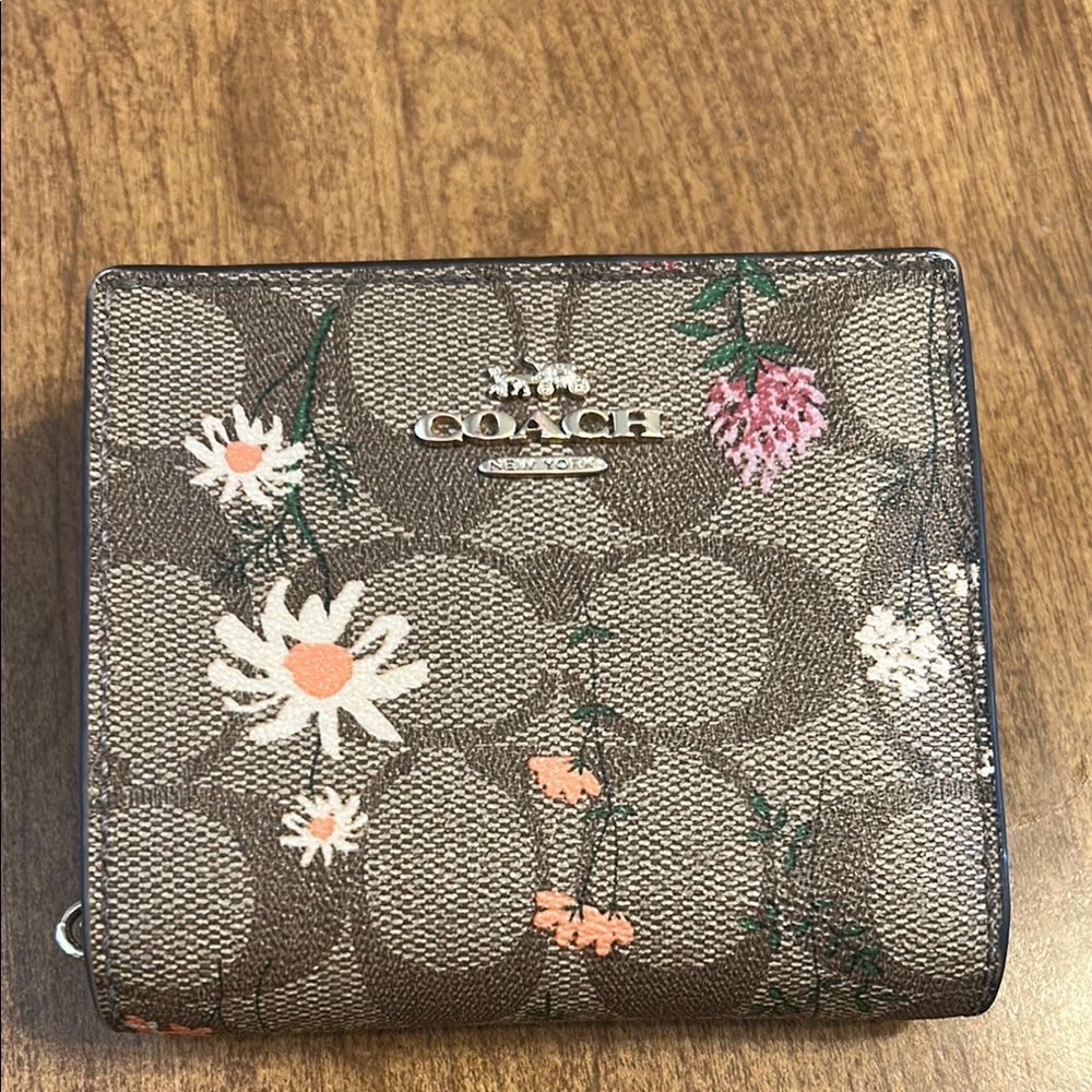 Coach Floral Print Wallet - Brown